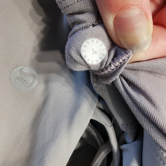 Lululemon Pushing Limits Bra - Picture 8 of 8